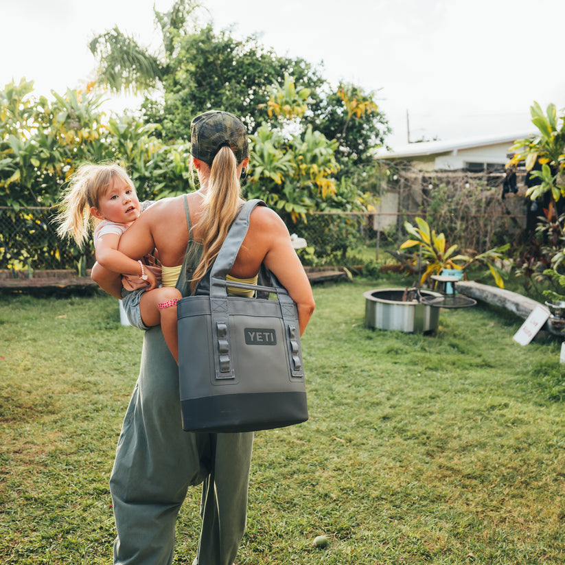 YETI CAMINO TOTE BAG