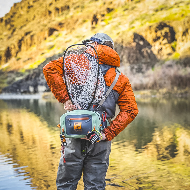 FISHPOND THUNDERHEAD SMALL SUBMERSIBLE LUMBAR PACK