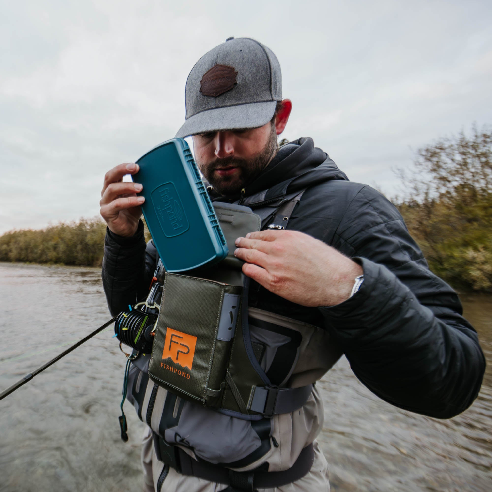 FISHPOND STORMSHADOW CHEST PACK