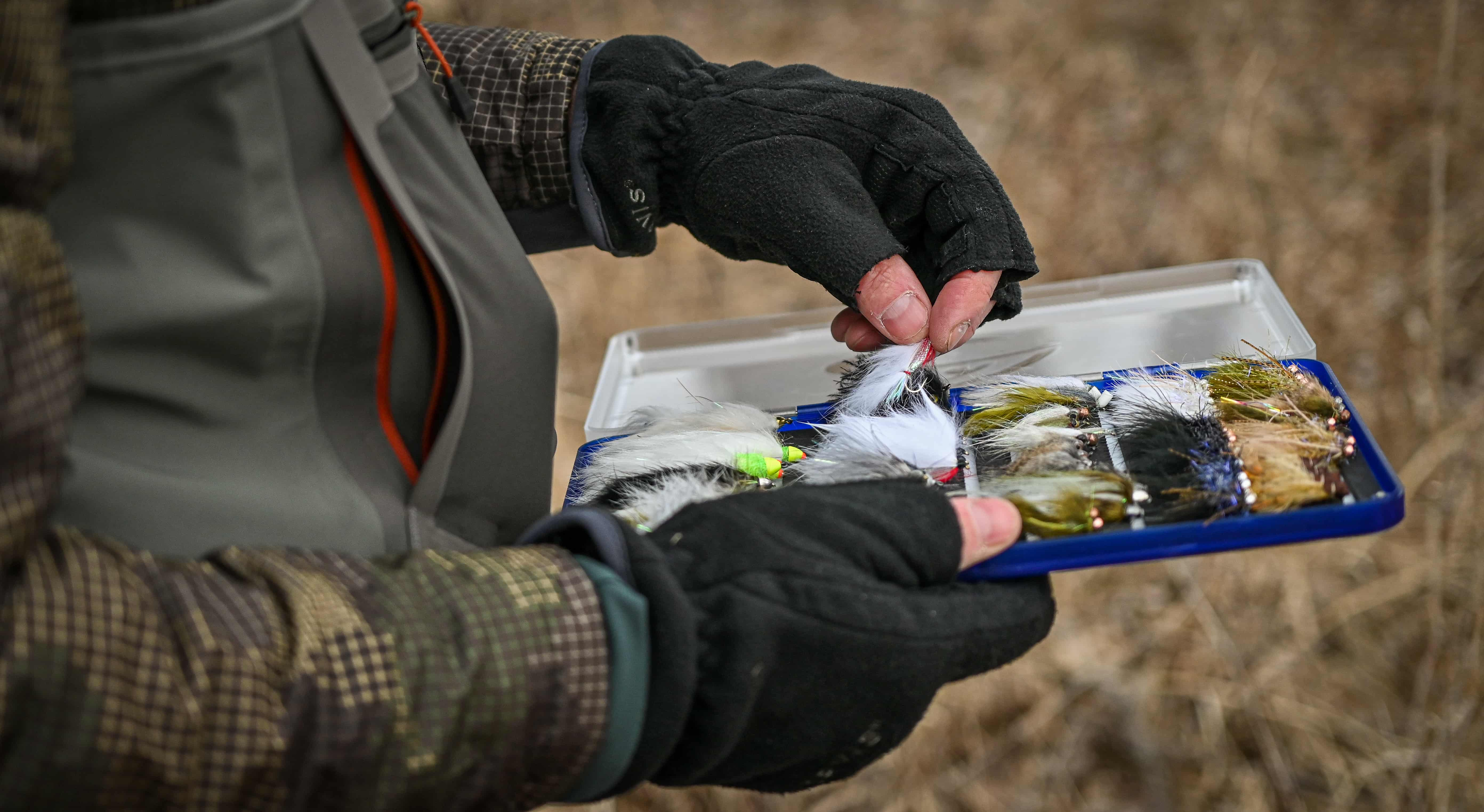 FULLING MILL GUIDE FLY BOX BLUE