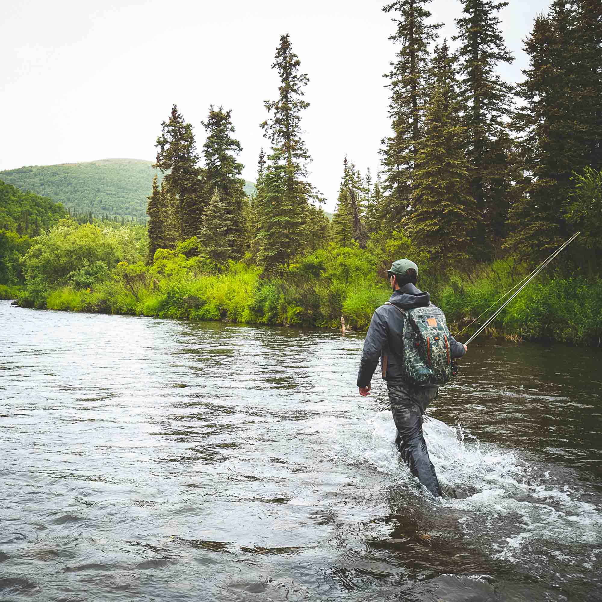 FISHPOND THUNDERHEAD SUBMERSIBLE BACKPACK