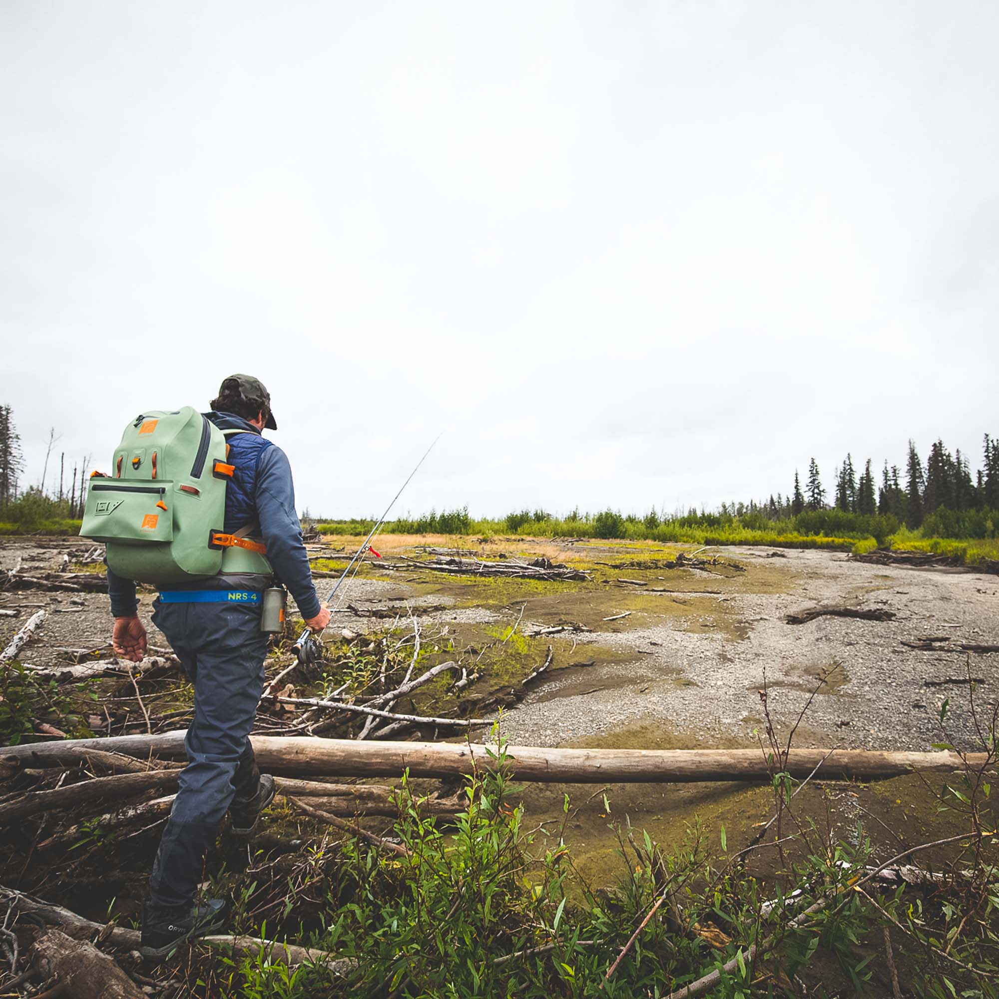 FISHPOND THUNDERHEAD SUBMERSIBLE BACKPACK
