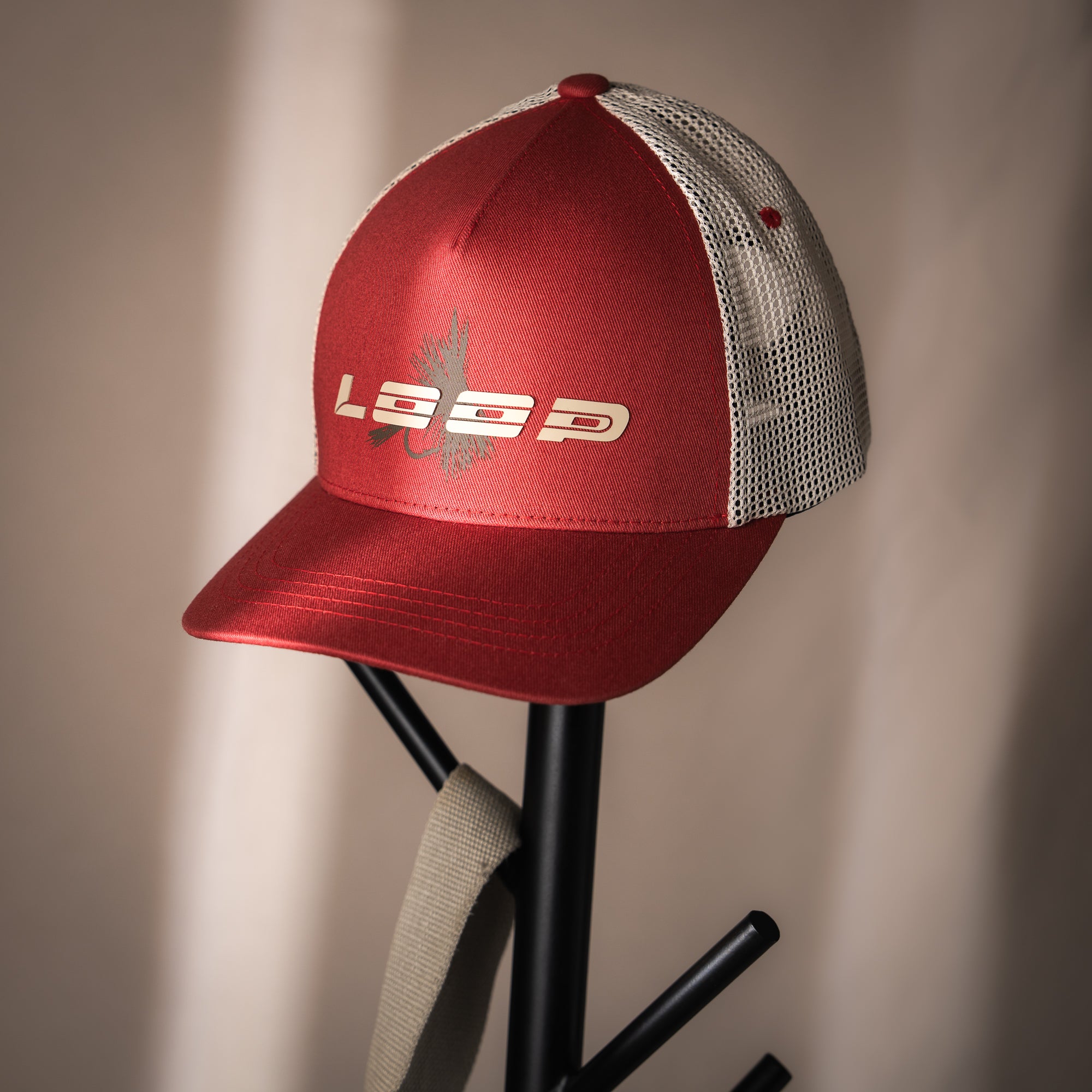LOOP FLY TRUCKER CAP