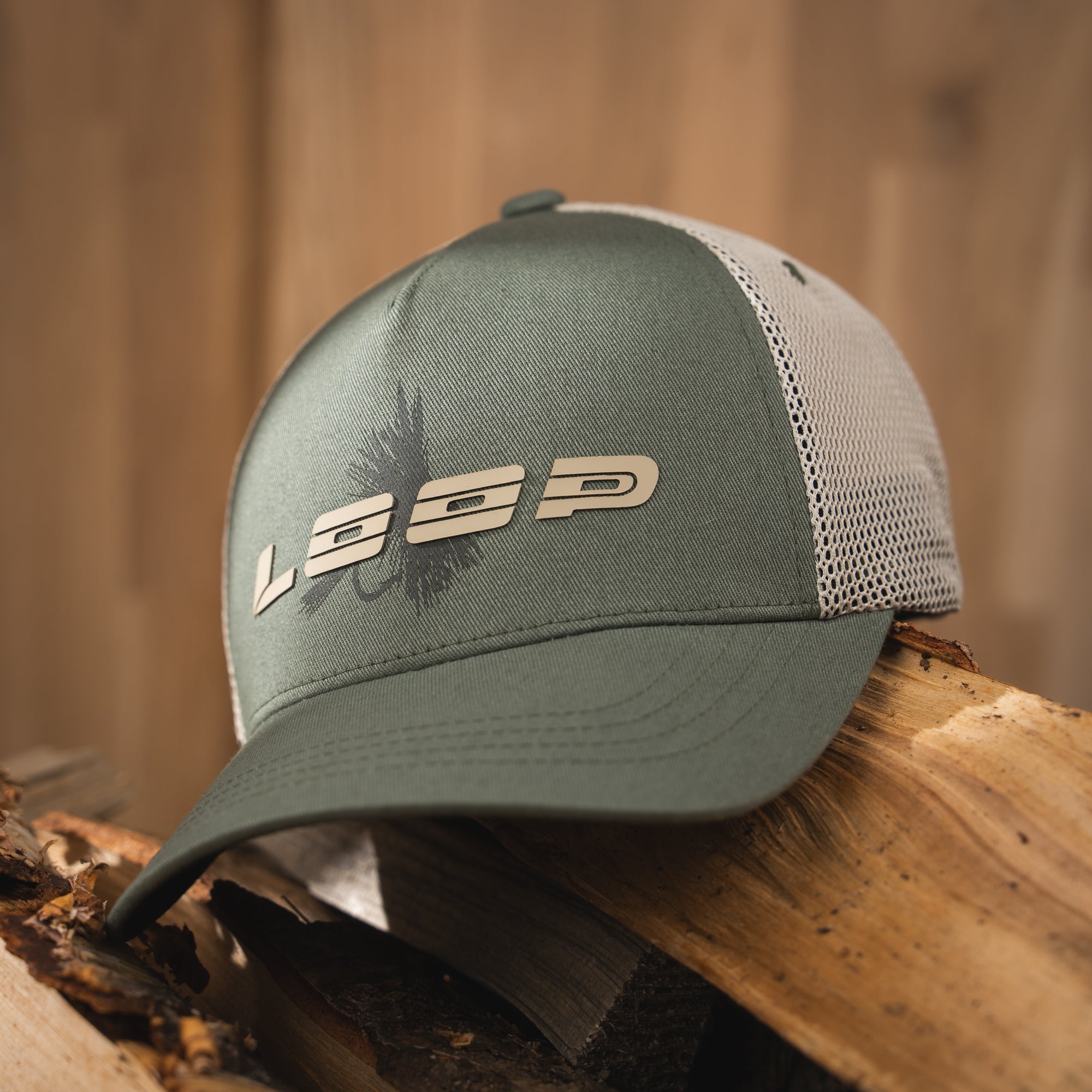 LOOP FLY TRUCKER CAP
