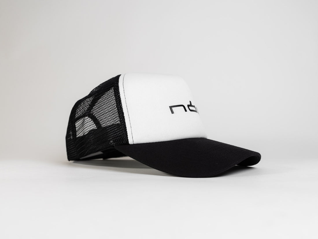 NAM TRUCKER FOAM BW CAP